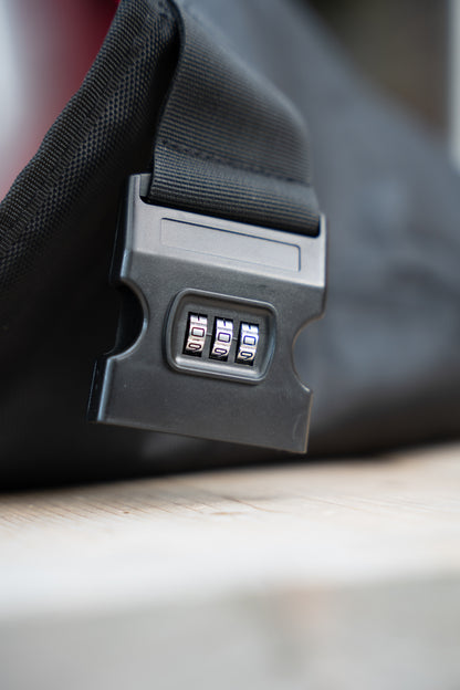 Lock&Go Pro-Bag: De ultieme helmtas met beveiliging, gemak en bescherming